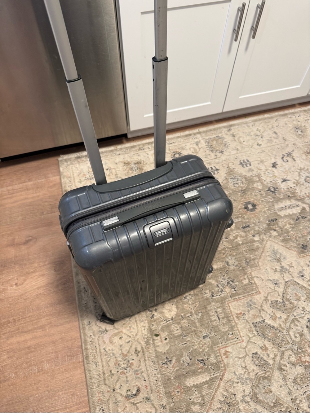 Rimowa Salsa Deluxe Hard Shell Carry-On Luggage - Charcoal Gray
